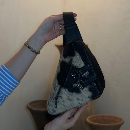 TRAVEL SLING BAG FUR