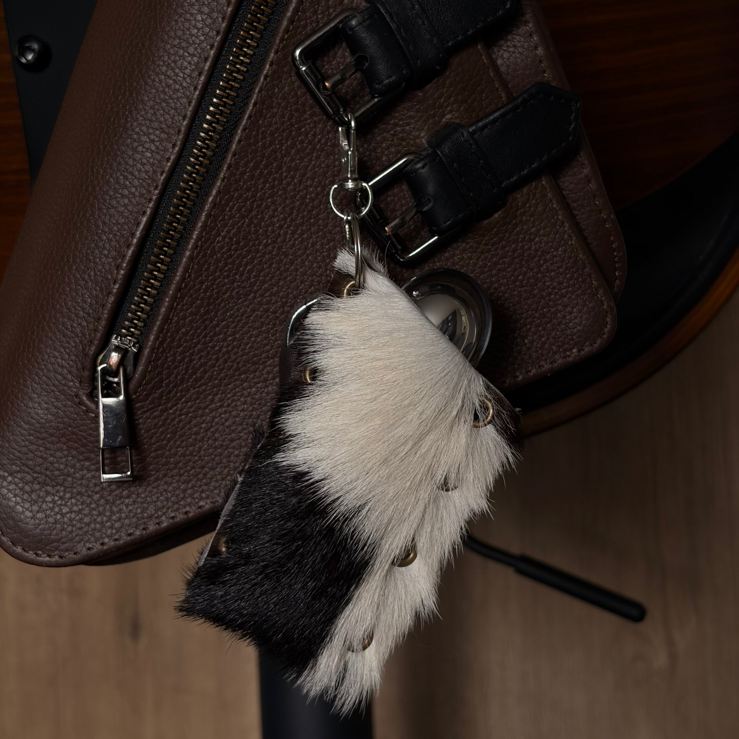 KUHFELL KEYCHAIN